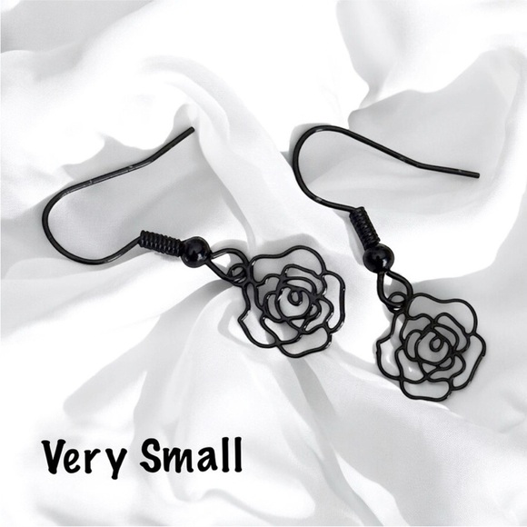 5 For $25💫Really Cool Black Filigree Rose Dangles  (Very Small) - Picture 3 of 4